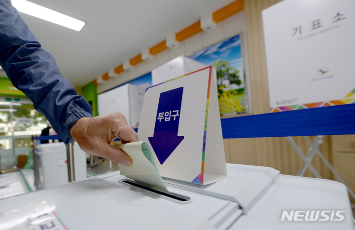 6·3지방선거 물밑경쟁 치열…