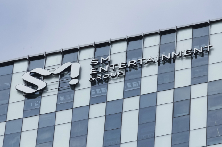 SM, 3분기 영업이익 482억원…전년 동기 比 261.6%↑